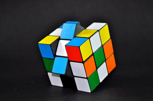 stockvault-rubiks-cube